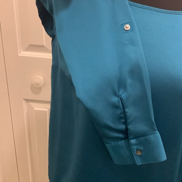 Ann Taylor Teal long sleeve blouse - Picture 2 of 4